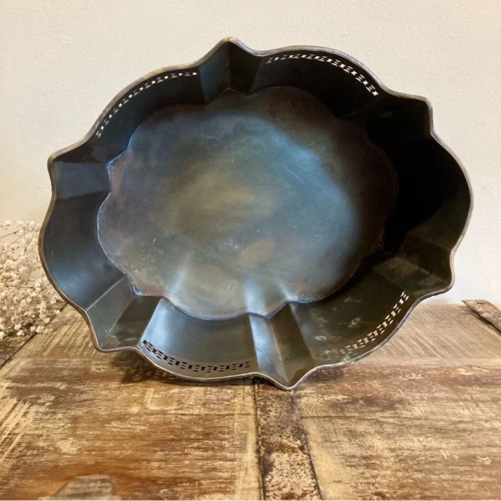 Metal Planter with Cutout Design Footed Container Cachepot